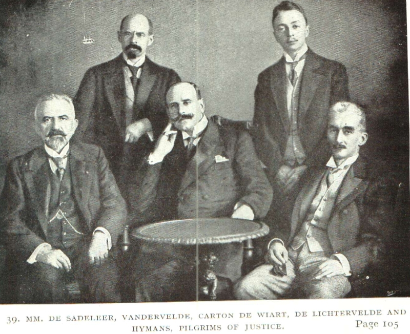 Leden van de Belgische Onderzoekscommissie naar schendingen van het volkenrecht tijdens de Eerste Wereldoorlog (foto de Gerlache 1917)